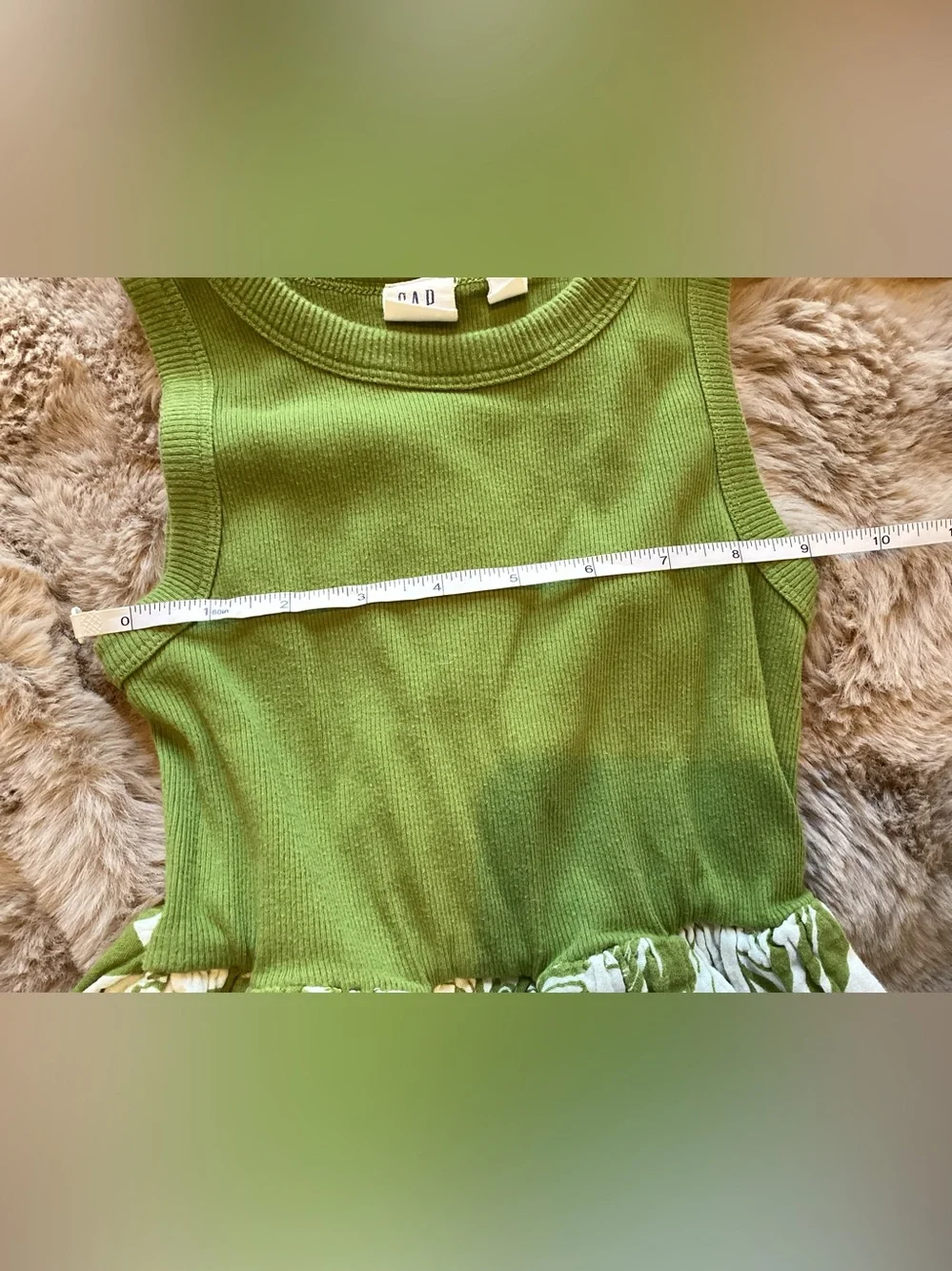 GAP sleeveless tank